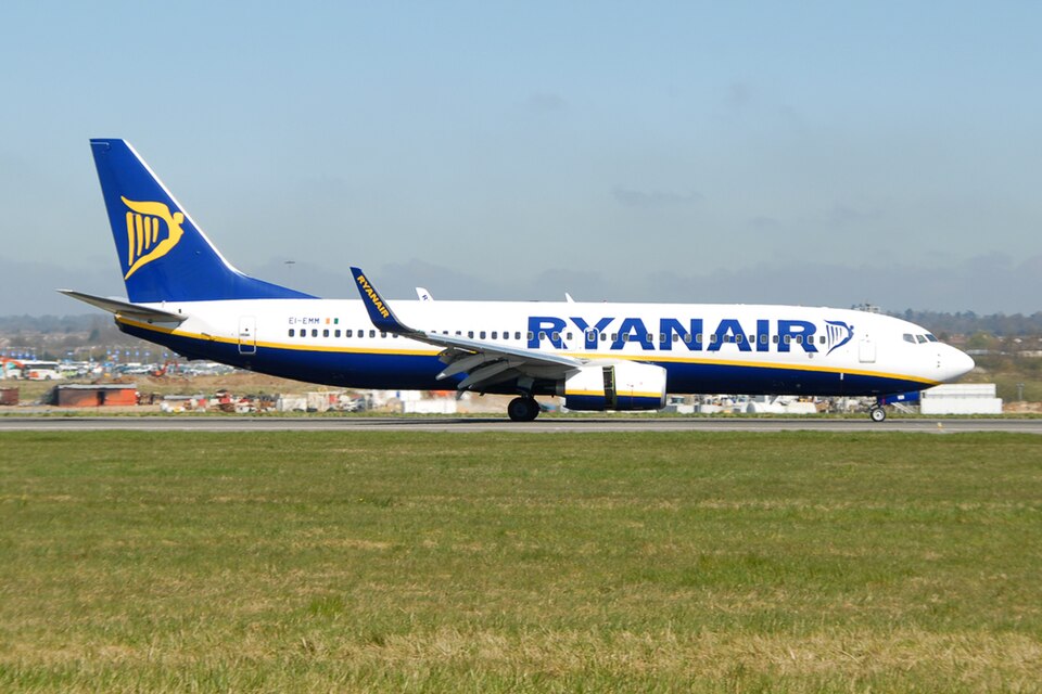 Aircraft registered EI-EMM
