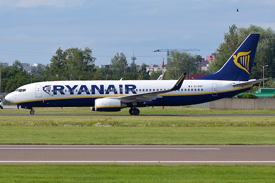 Aircraft registered EI-ENT