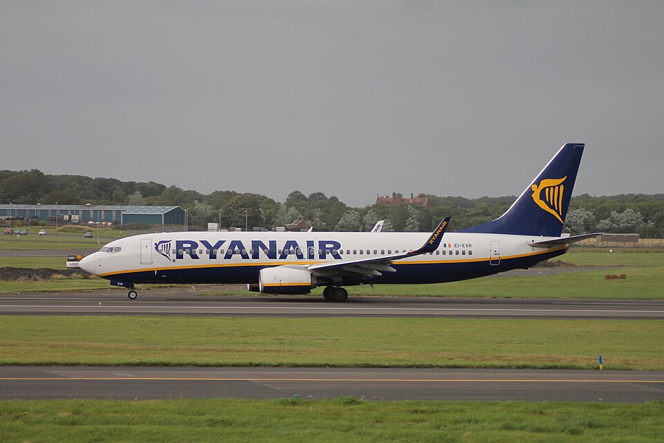 Aircraft registered EI-EVR