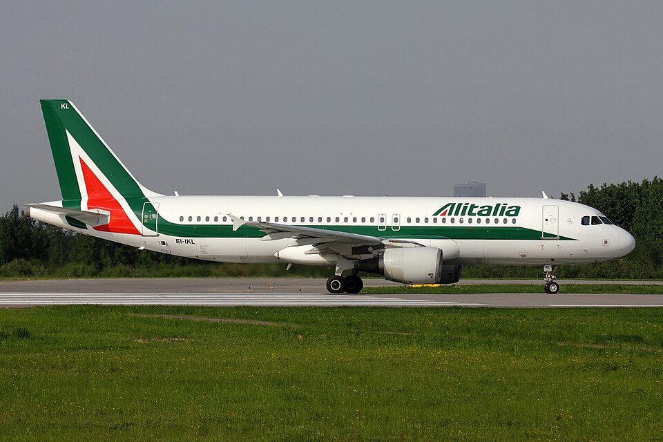 Aircraft registered EI-IKL