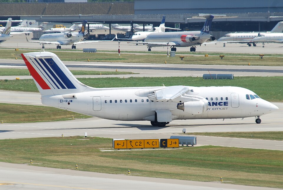 Aircraft registered EI-RJW