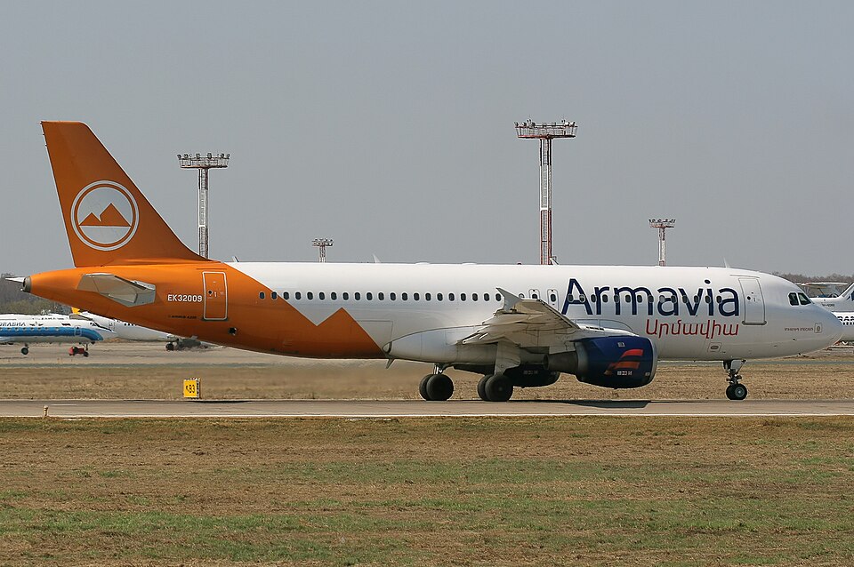 Aircraft registered EK-32009
