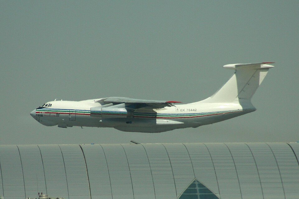 Aircraft registered EK-76442