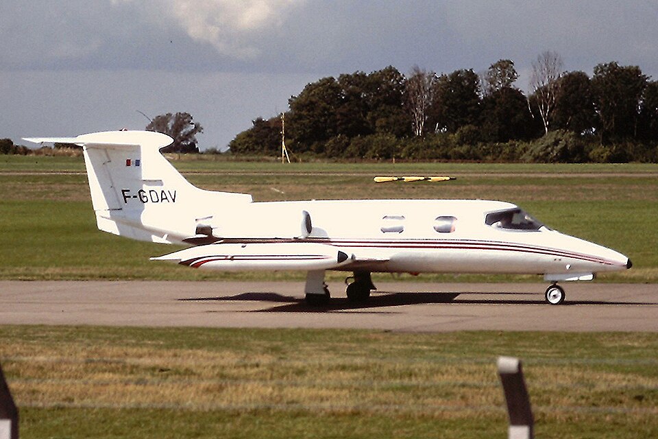 Aircraft registered F-GDAV