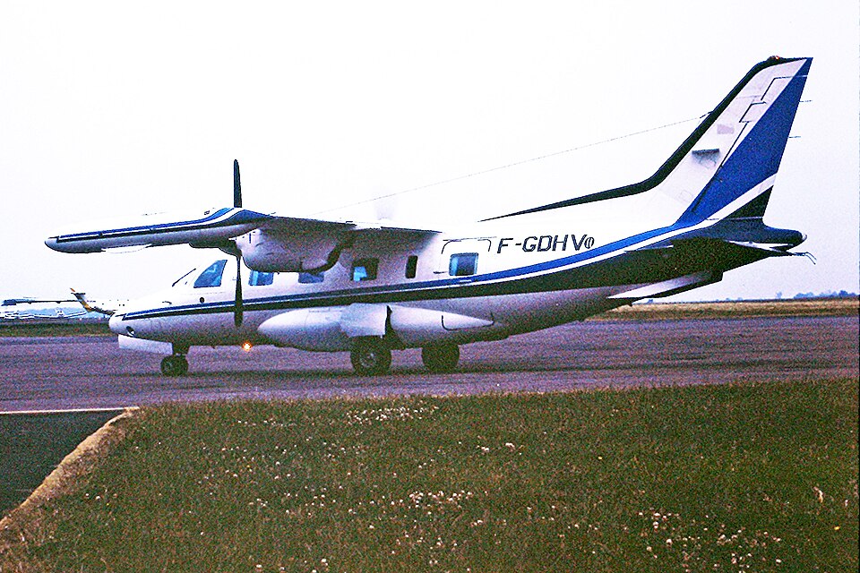 Aircraft registered F-GDHV