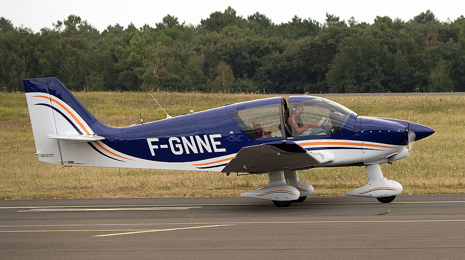 Aircraft registered F-GNNE