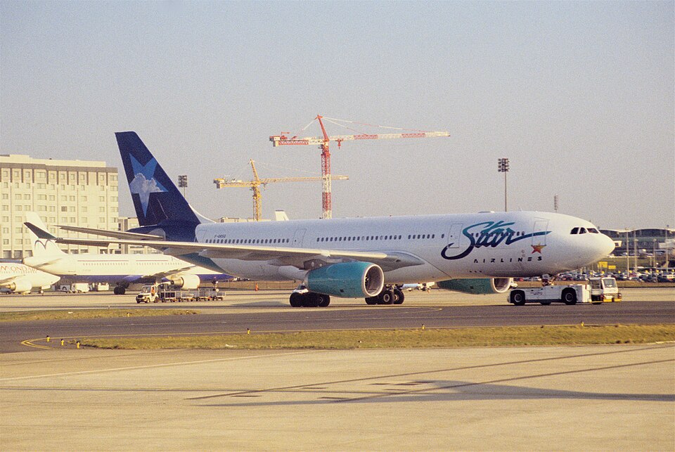 Aircraft registered F-GRSQ