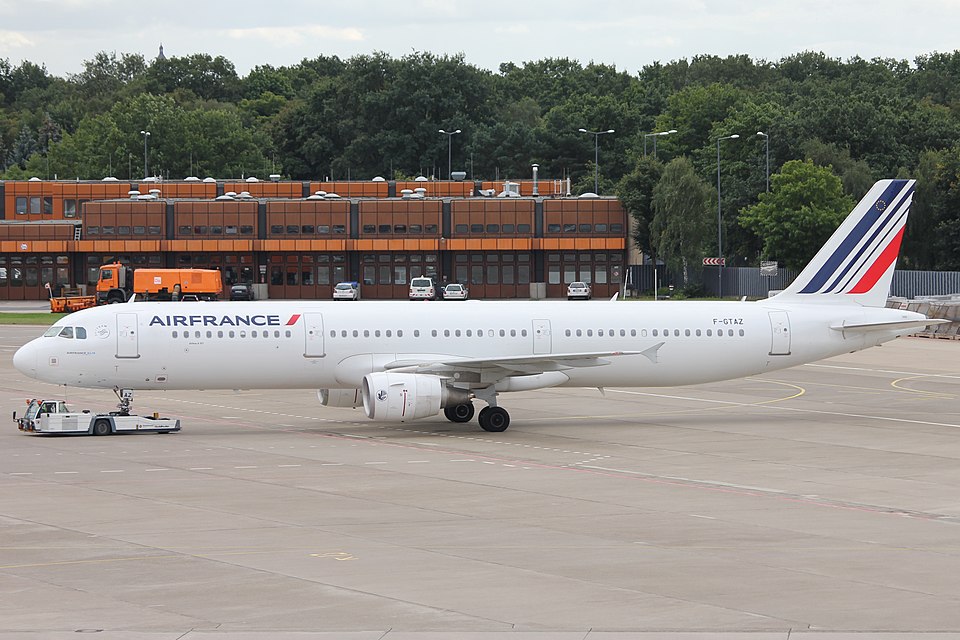 Aircraft registered F-GTAZ