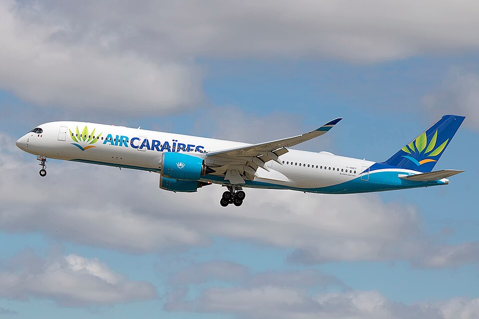 Aircraft registered F-HNET
