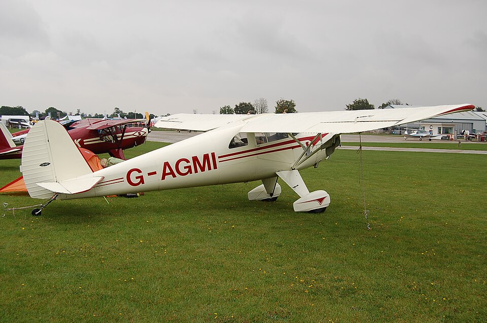 Aircraft registered G-AGMI
