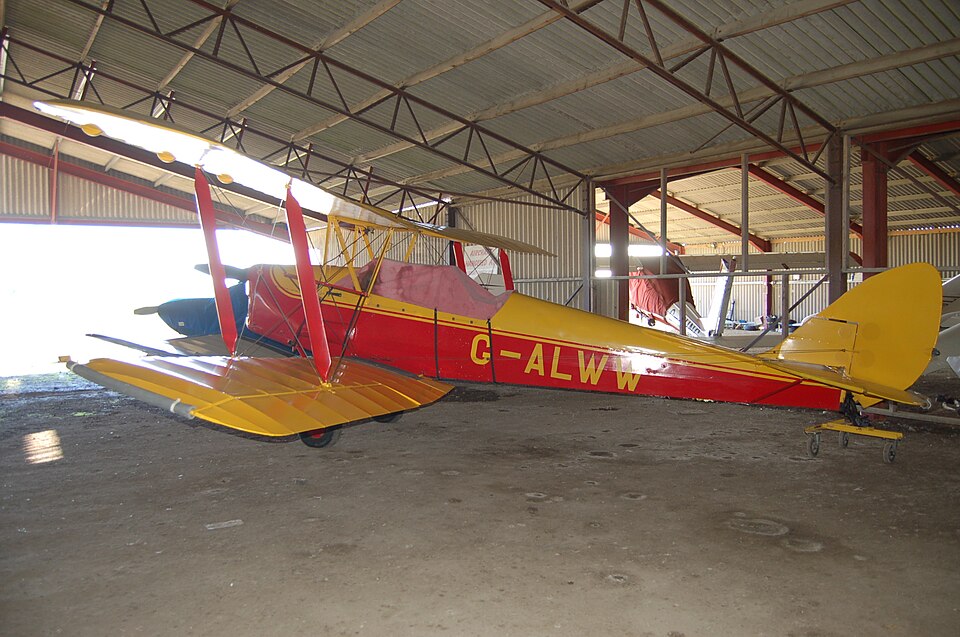 Aircraft registered G-ALWW