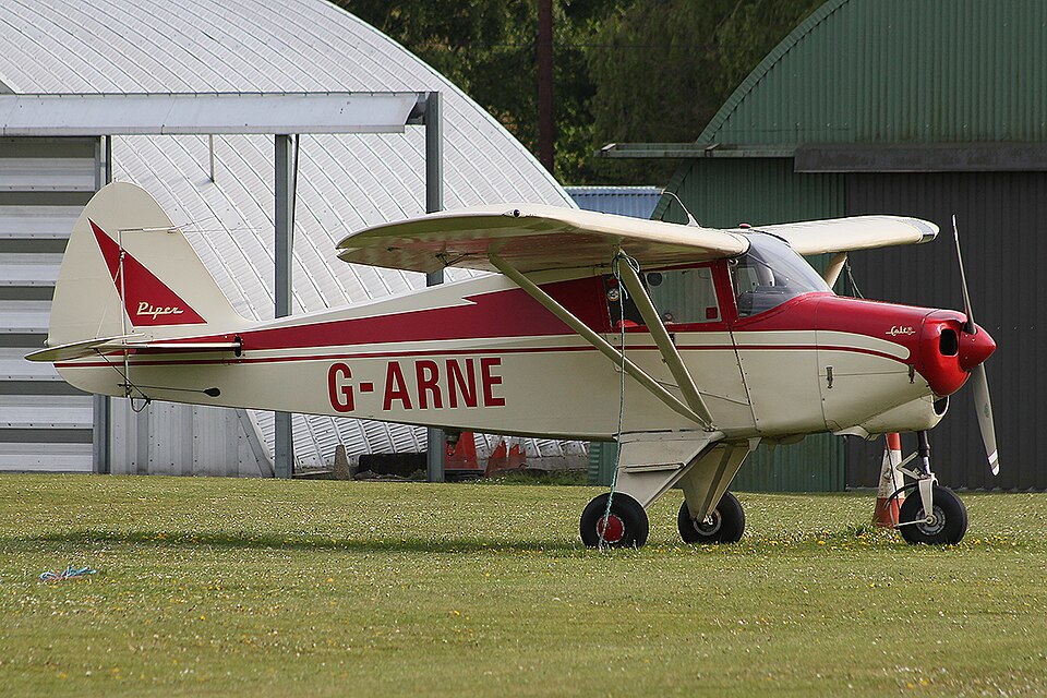 Aircraft registered G-ARNE