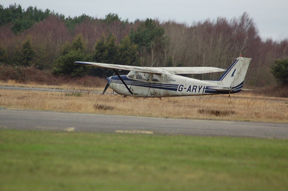 Aircraft registered G-ARYI