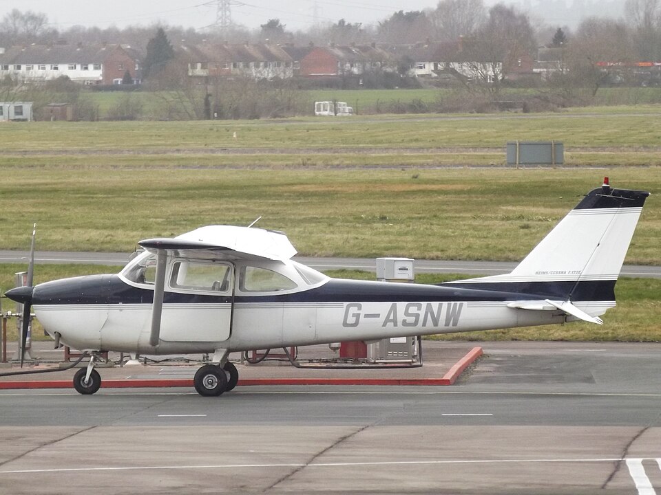Aircraft registered G-ASNW