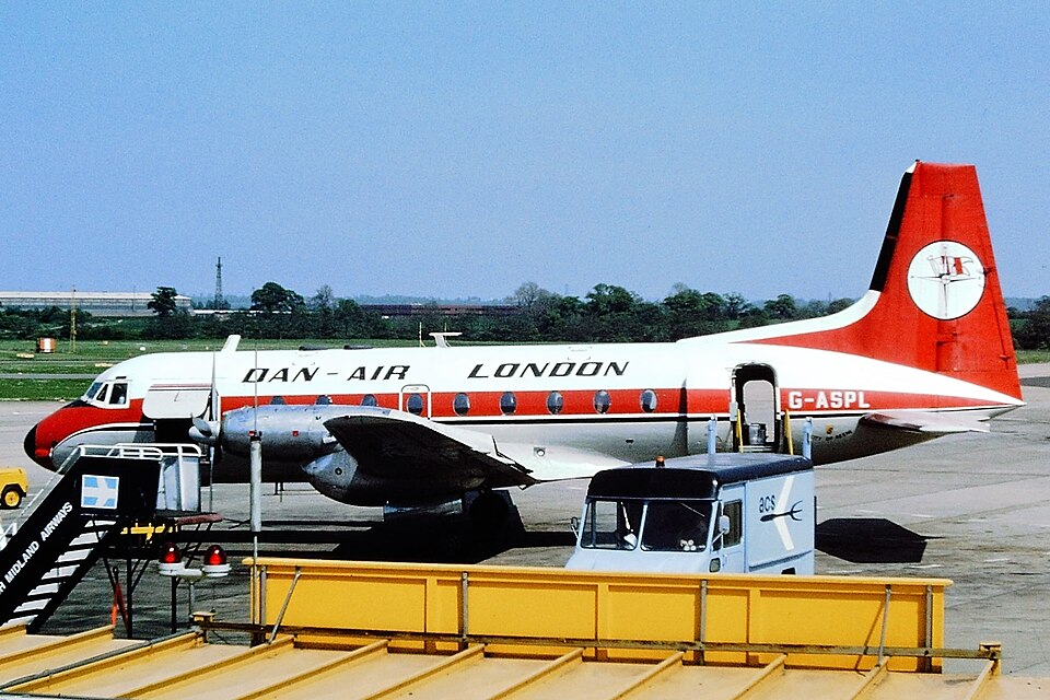 Aircraft registered G-ASPL