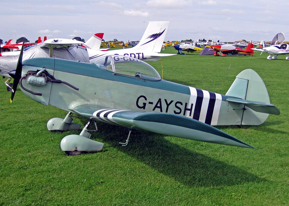 Aircraft registered G-AYSH