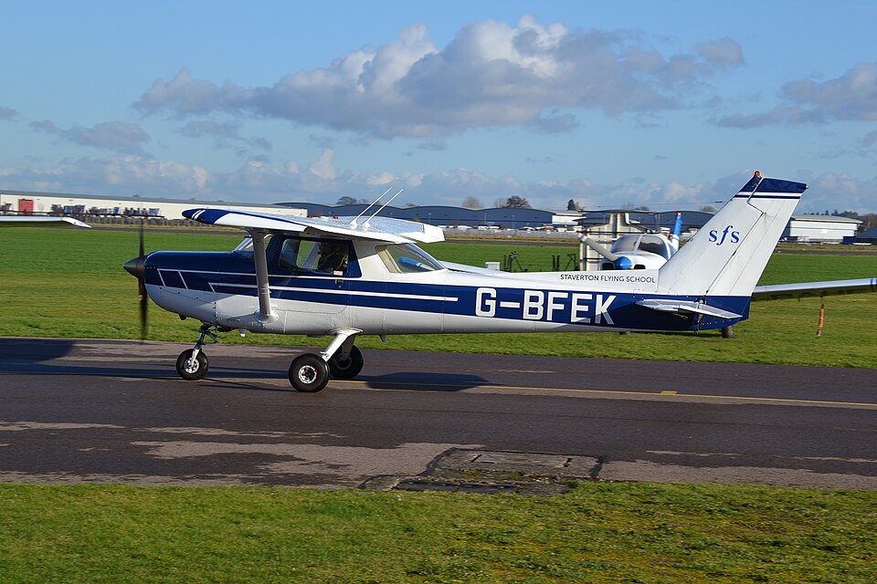 Aircraft registered G-BFEK