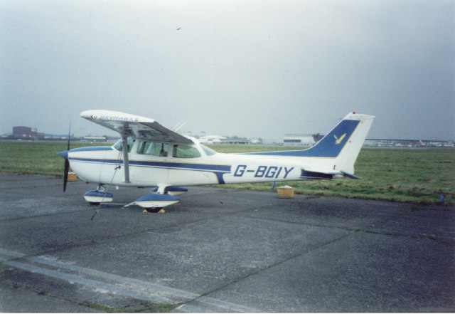 Aircraft registered G-BGIY