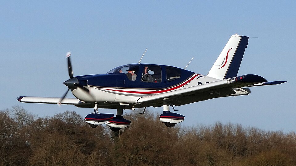 Aircraft registered G-BHDE