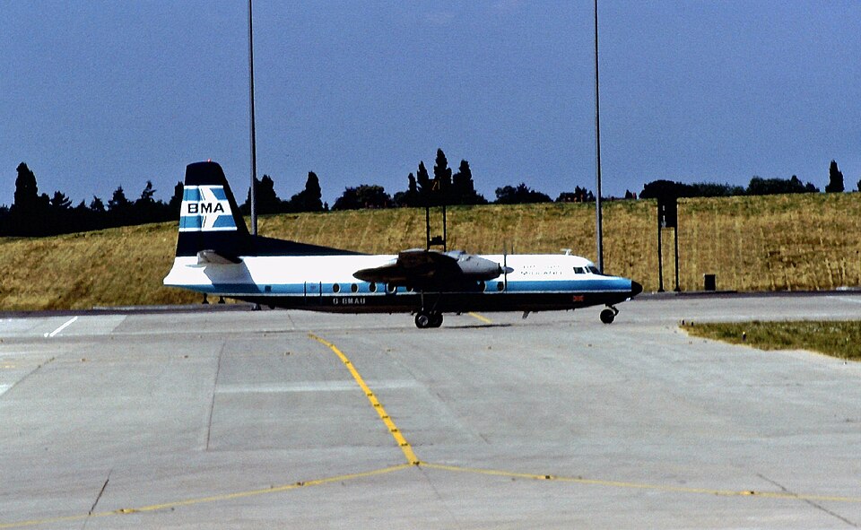 Aircraft registered G-BMAU