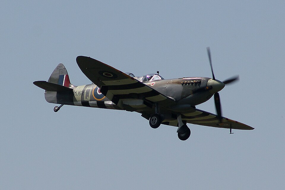 Aircraft registered G-BMSB