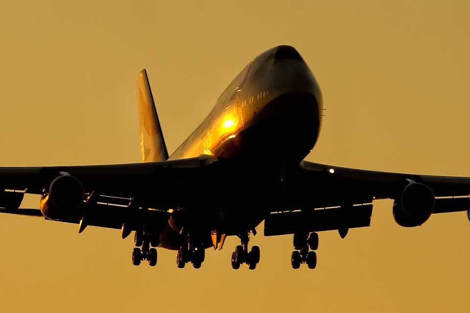 Aircraft registered G-BNLL