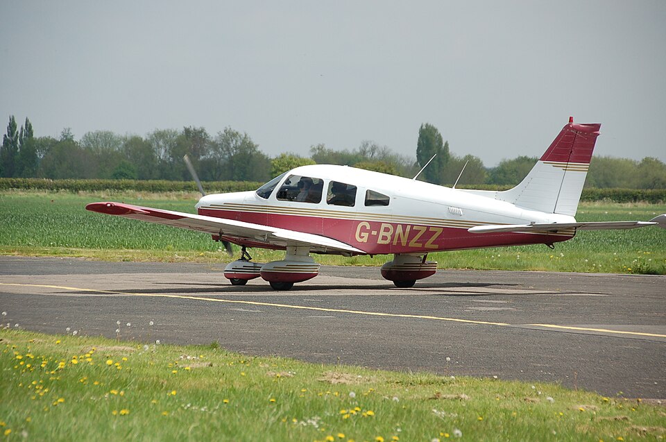 Aircraft registered G-BNZZ