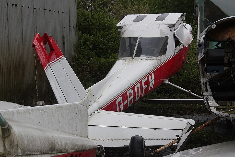 Aircraft registered G-BOFM