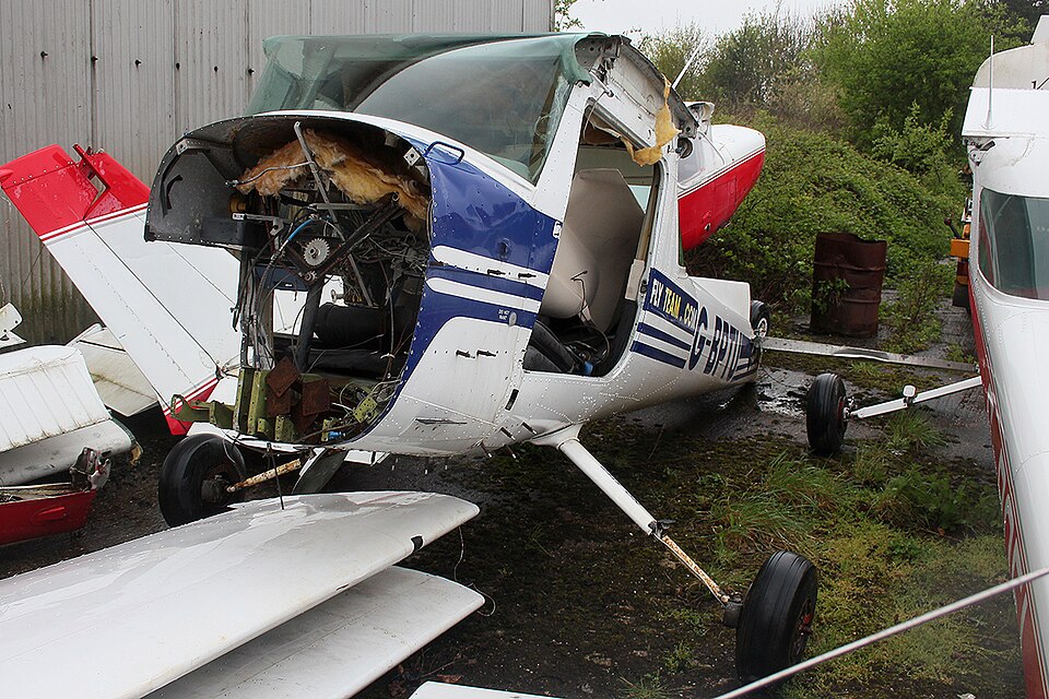 Aircraft registered G-BPTU