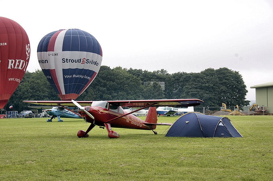 Aircraft registered G-BROO