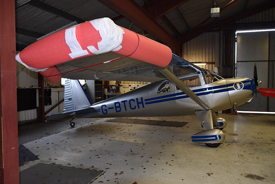 Aircraft registered G-BTCH