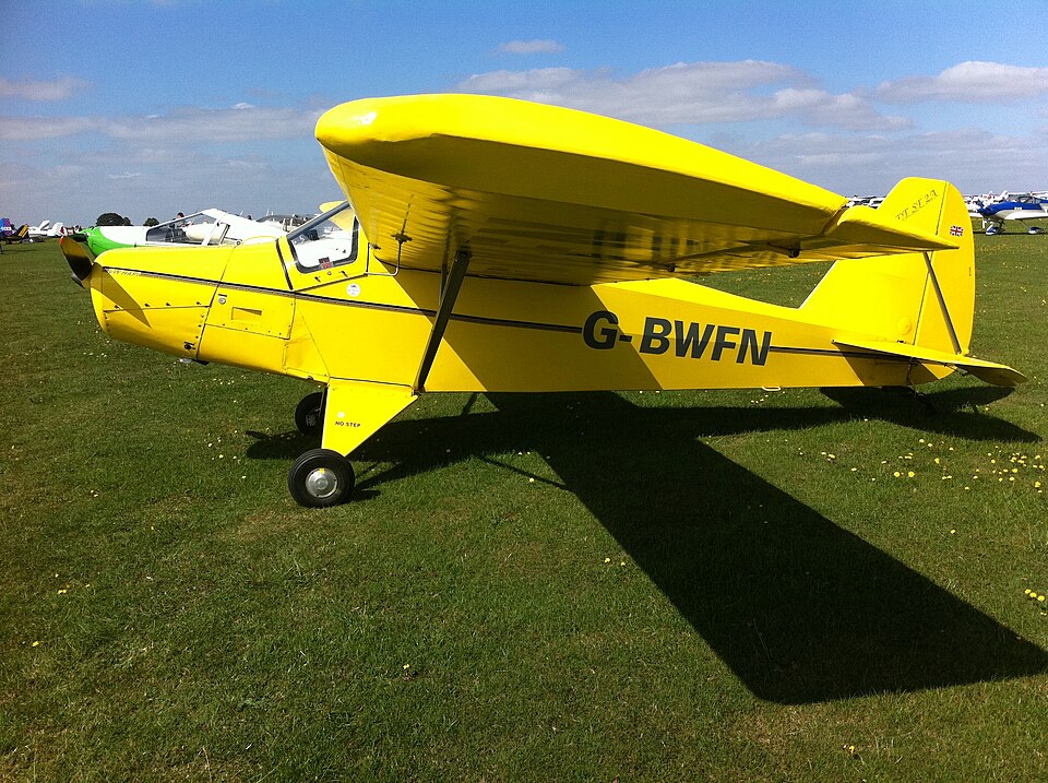 Aircraft registered G-BWFN