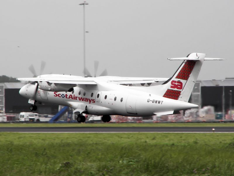 Aircraft registered G-BWWT