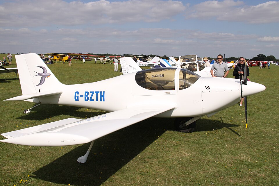 Aircraft registered G-BZTH