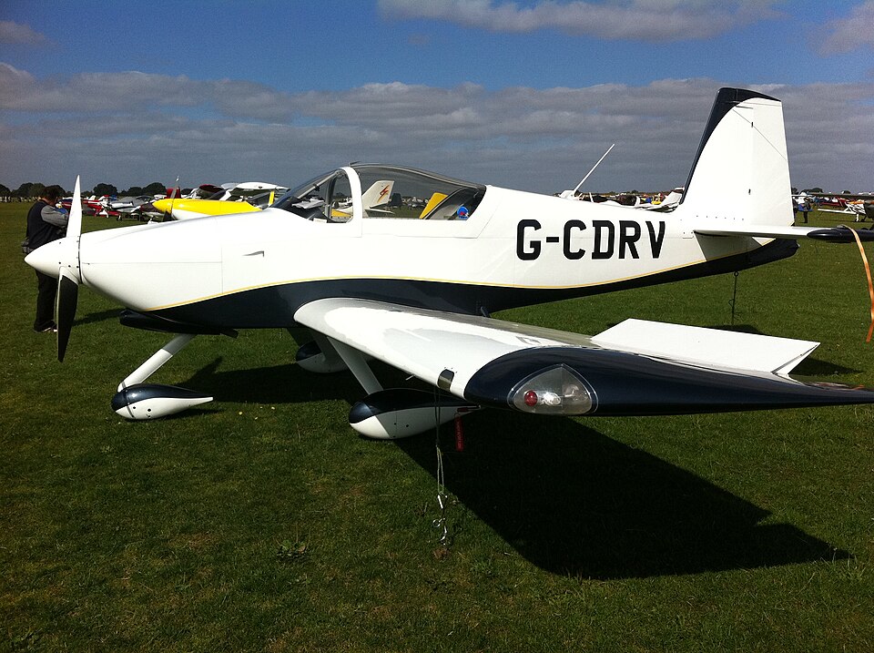 Aircraft registered G-CDRV