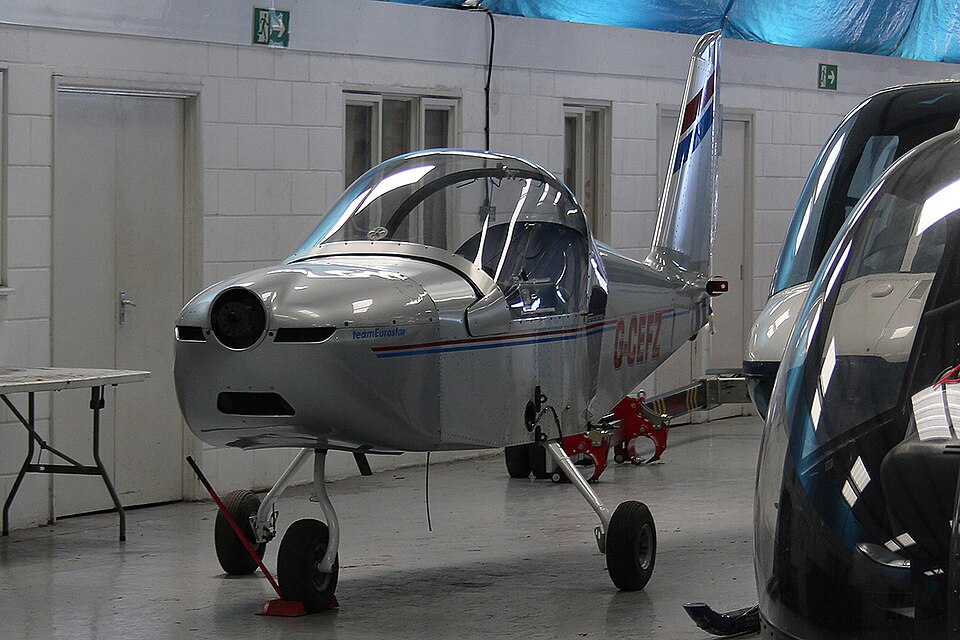 Aircraft registered G-CEFZ
