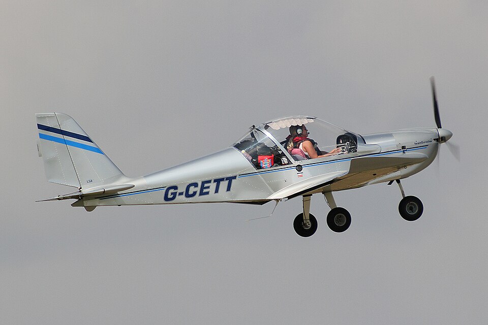 Aircraft registered G-CETT