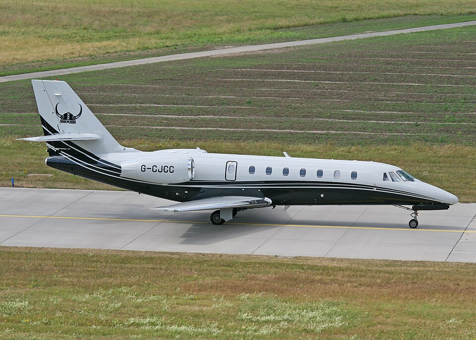 Aircraft registered G-CJCC