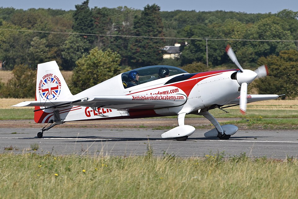 Aircraft registered G-EEEK
