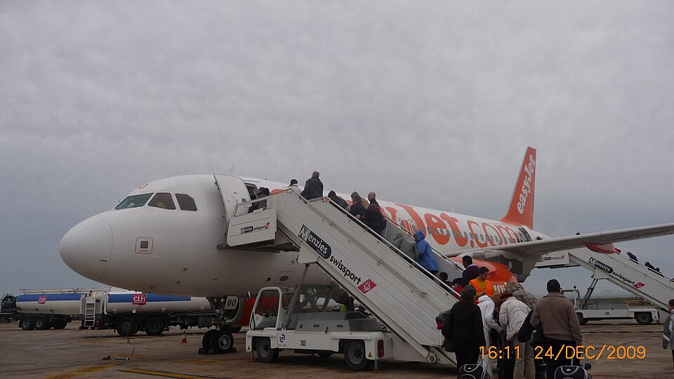 Aircraft registered G-EZBO