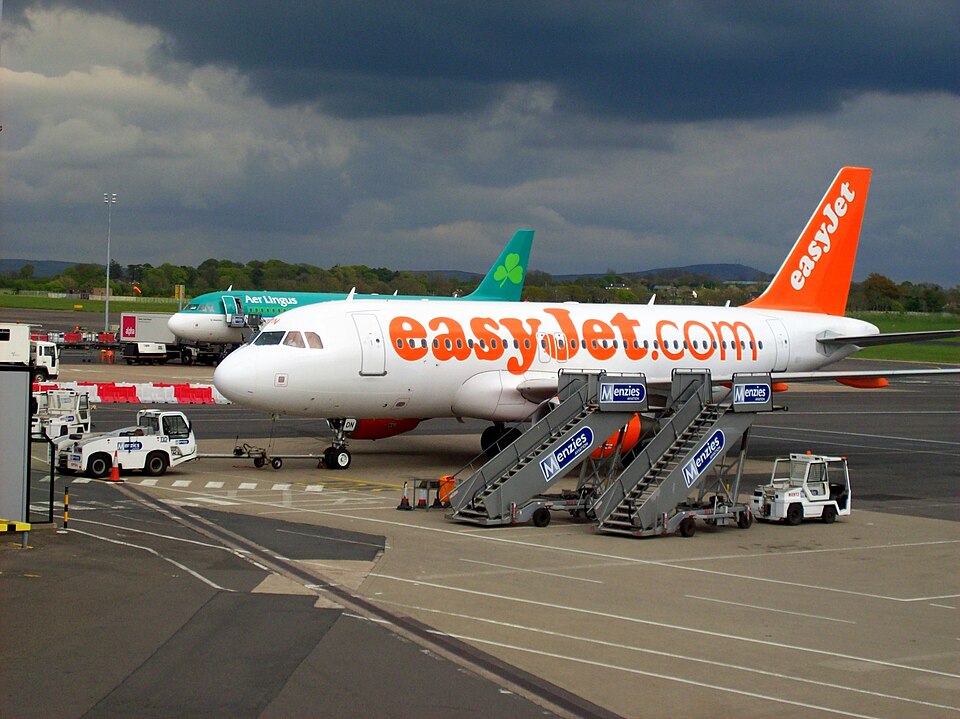 Aircraft registered G-EZDN