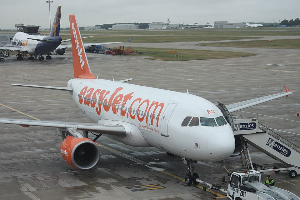 Aircraft registered G-EZEU