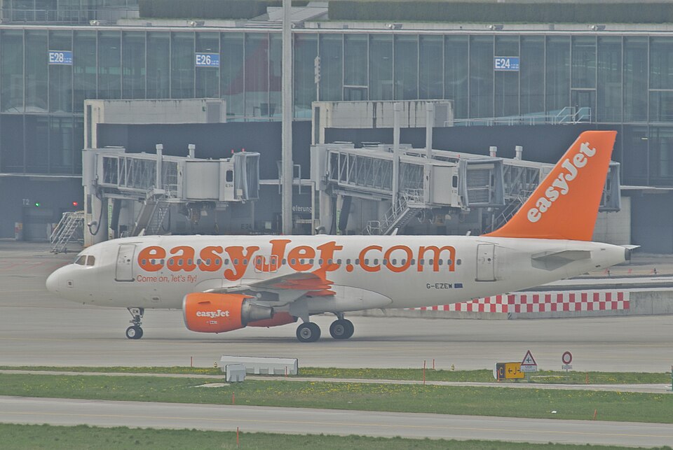 Aircraft registered G-EZEW