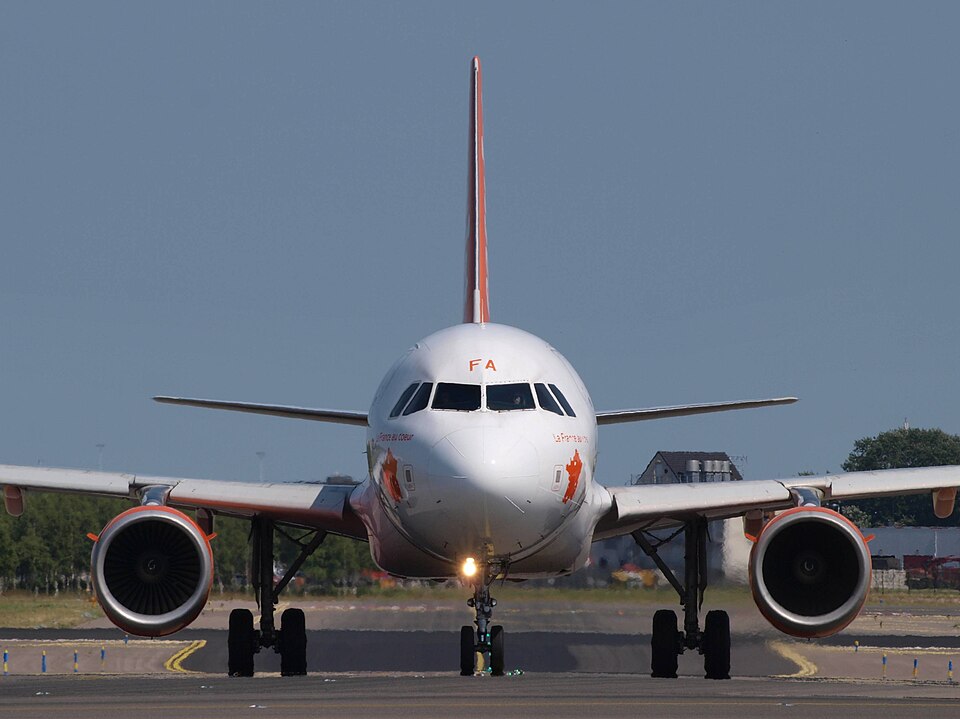 Aircraft registered G-EZFA