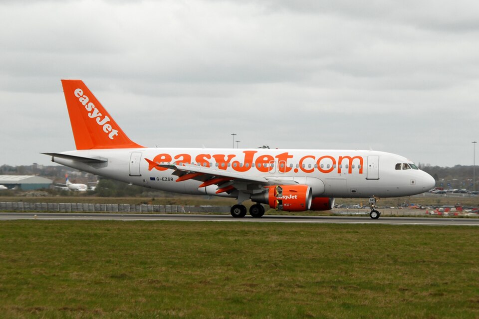 Aircraft registered G-EZGR