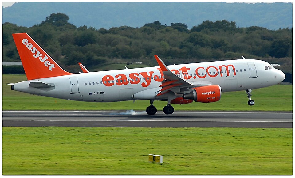 Aircraft registered G-EZOC