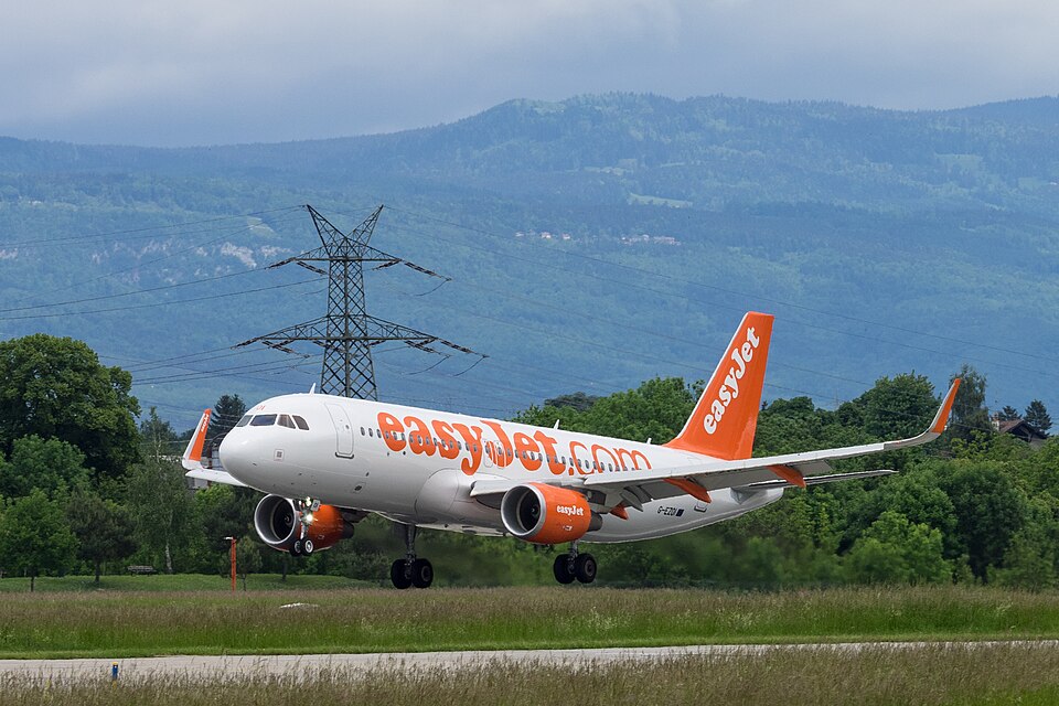 Aircraft registered G-EZOI