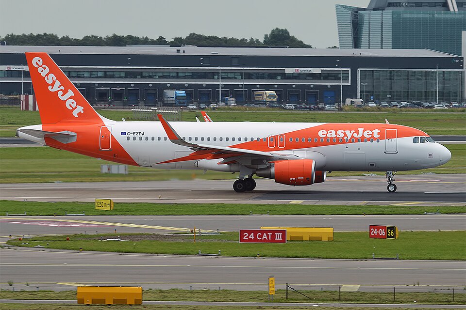 Aircraft registered G-EZPA