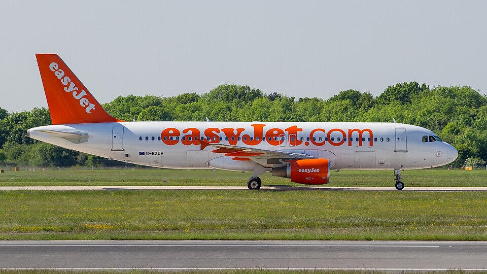 Aircraft registered G-EZUH