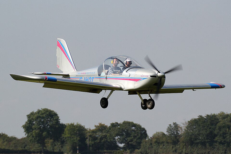 Aircraft registered G-IHOT